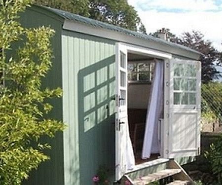 Posh Huts Farmstay Falstone エクステリア 写真